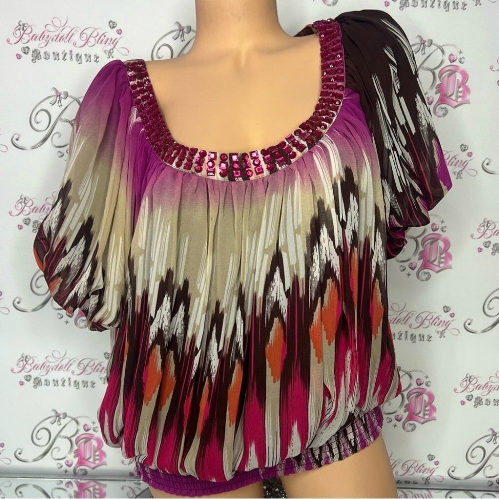 Bebe 100% silk top bling Jewel 💎 rhinestone neckline boho ombré pattern bubble